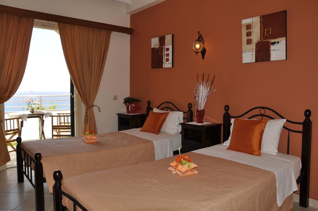 Mazis Apartments Άγιος Γόρδιος Εξωτερικό φωτογραφία