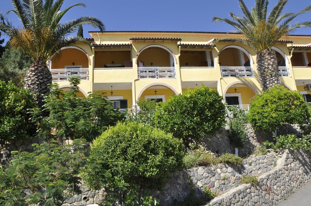 Mazis Apartments Άγιος Γόρδιος Εξωτερικό φωτογραφία